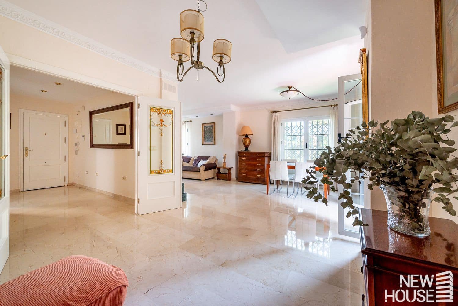 5 bedroom Villa for sale in Cabo de las Huertas with garage - € 990,000 (Ref: 9694732)