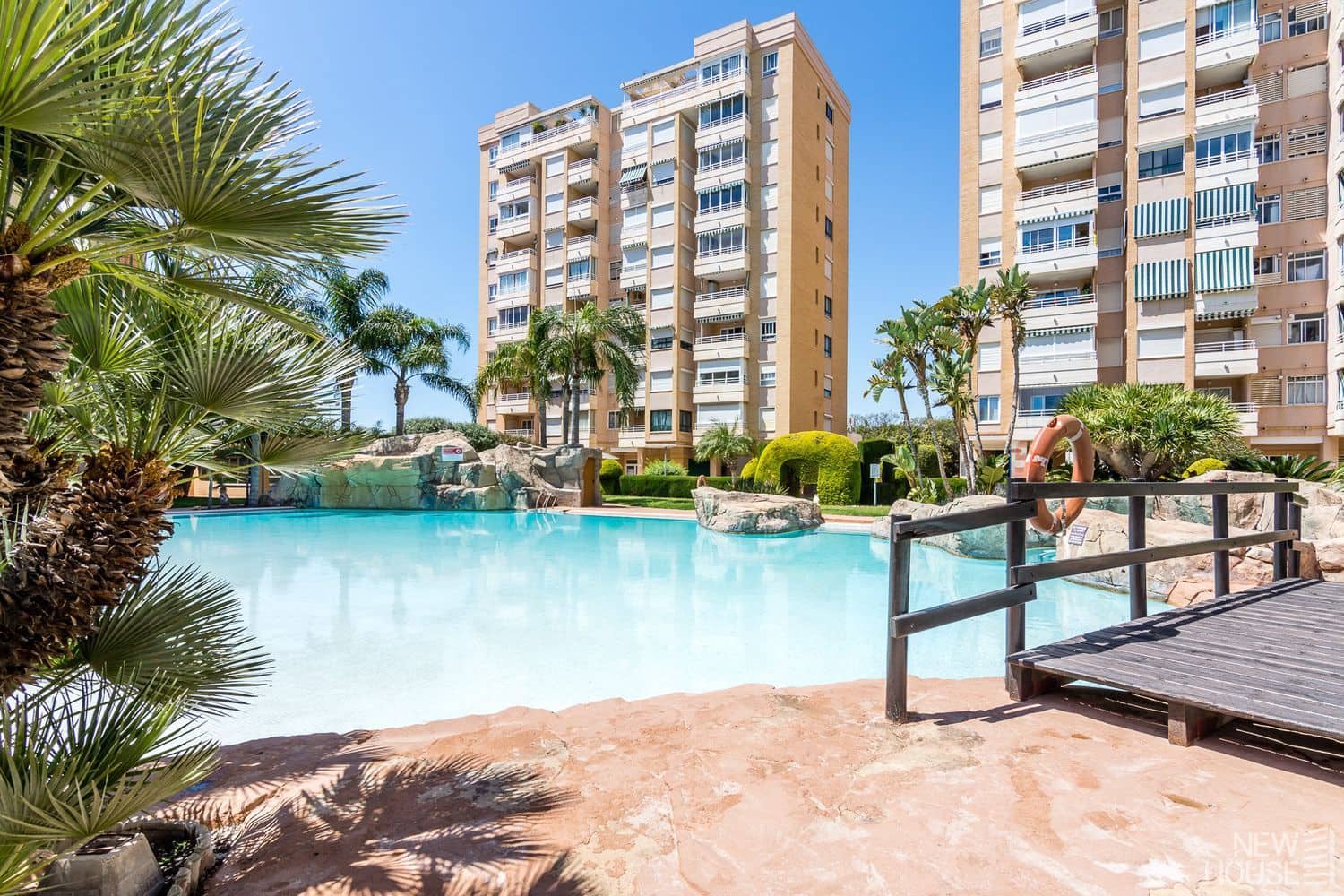 3 bedroom Apartment for sale in Playa de San Juan with pool garage - € 435,000 (Ref: 9731580)