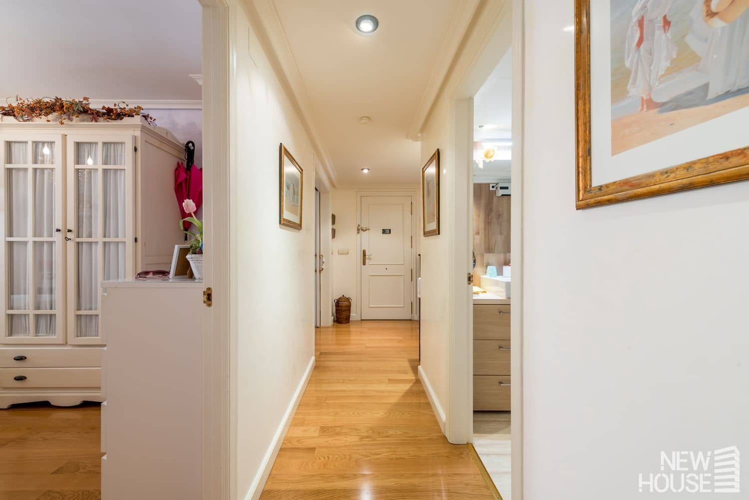 3 bedroom Apartment for sale in Playa de San Juan with pool garage - € 480,000 (Ref: 9735046)