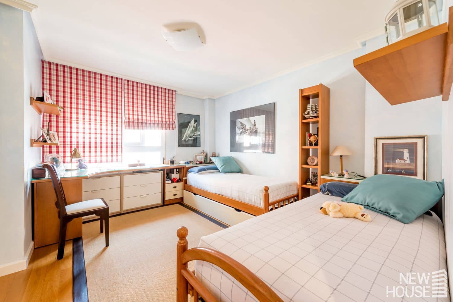 3 bedroom Apartment for sale in Playa de San Juan with pool garage - € 480,000 (Ref: 9735046)