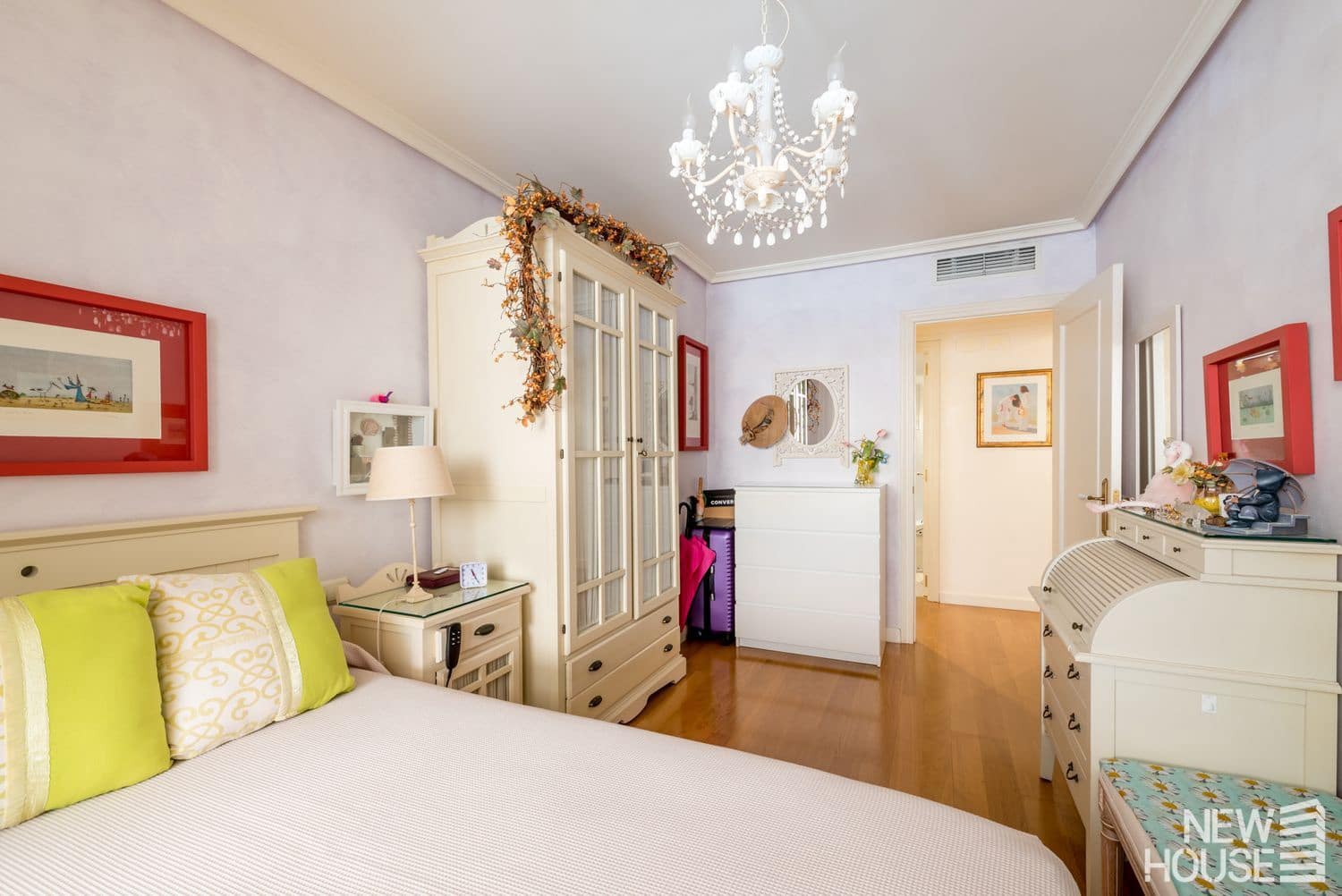 3 bedroom Apartment for sale in Playa de San Juan with pool garage - € 480,000 (Ref: 9735046)