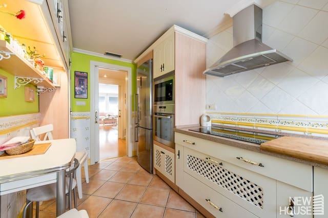 3 soveværelse Lejlighed til salg i Playa de San Juan, Alicante by med swimmingpool garage - € 480.000 (Ref: 9735046)