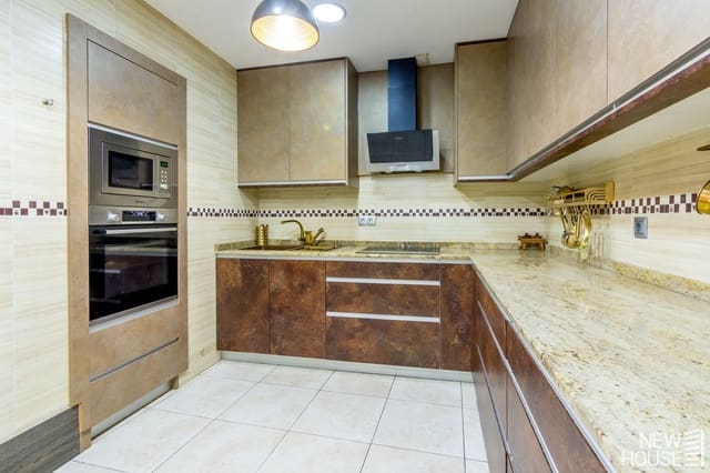 3 soveværelse Byhus til salg i San Juan de Alicante / Sant Joan d'Alacant med garage - € 340.000 (Ref: 9737998)