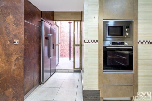 3 soveværelse Byhus til salg i San Juan de Alicante / Sant Joan d'Alacant med garage - € 340.000 (Ref: 9737998)