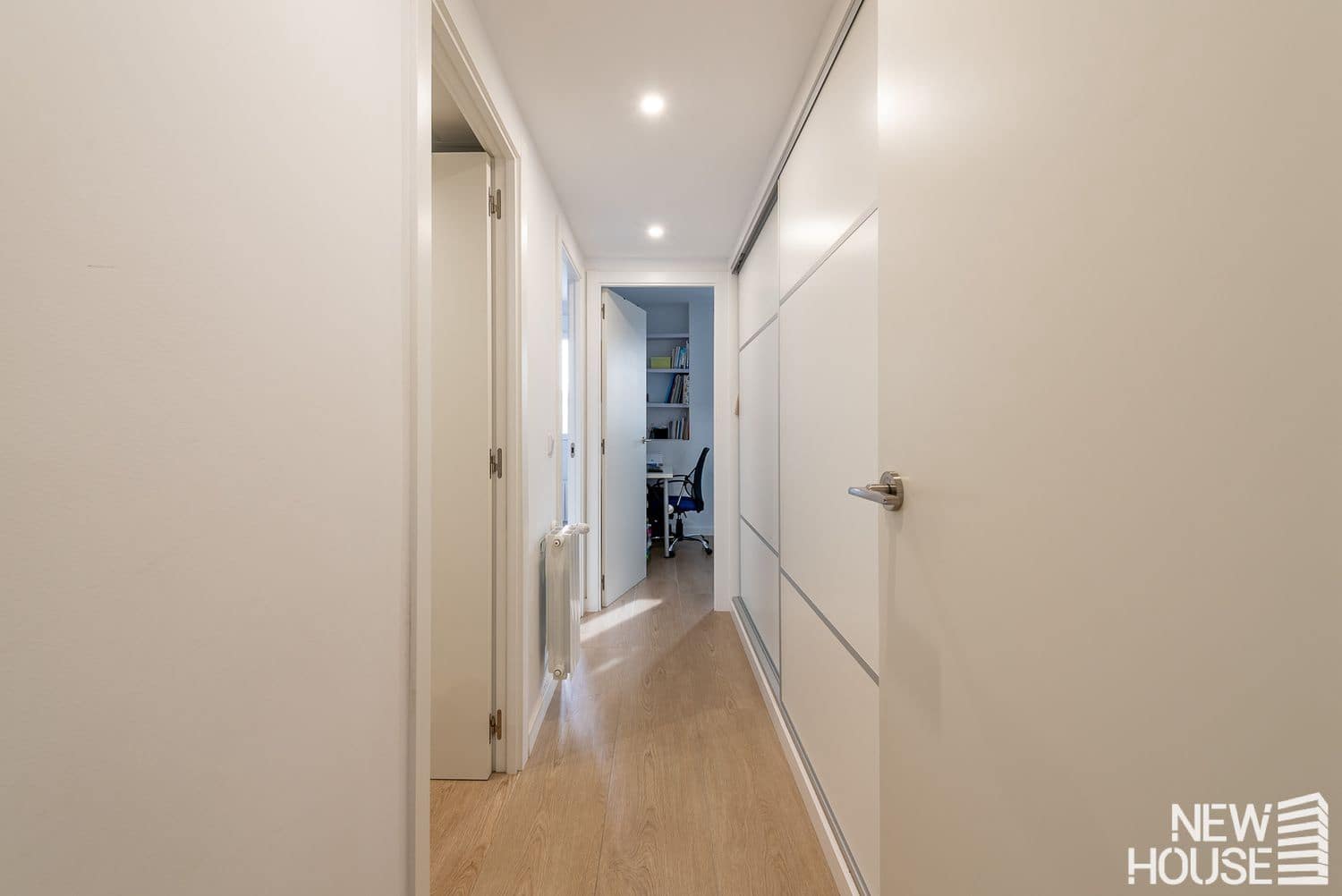 3 bedroom Apartment for sale in Playa de San Juan with pool garage - € 450,000 (Ref: 9772714)