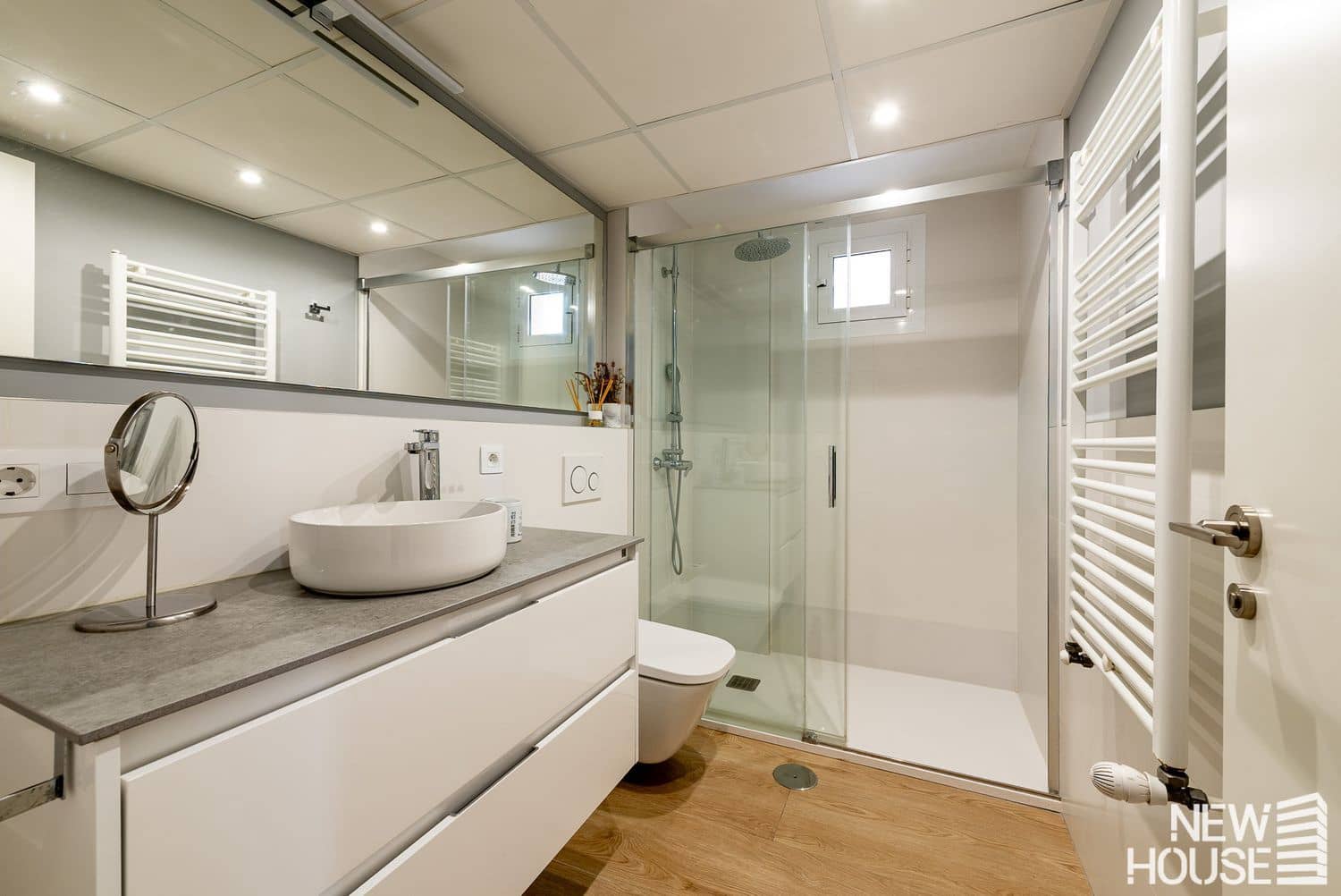 3 bedroom Apartment for sale in Playa de San Juan with pool garage - € 450,000 (Ref: 9772714)