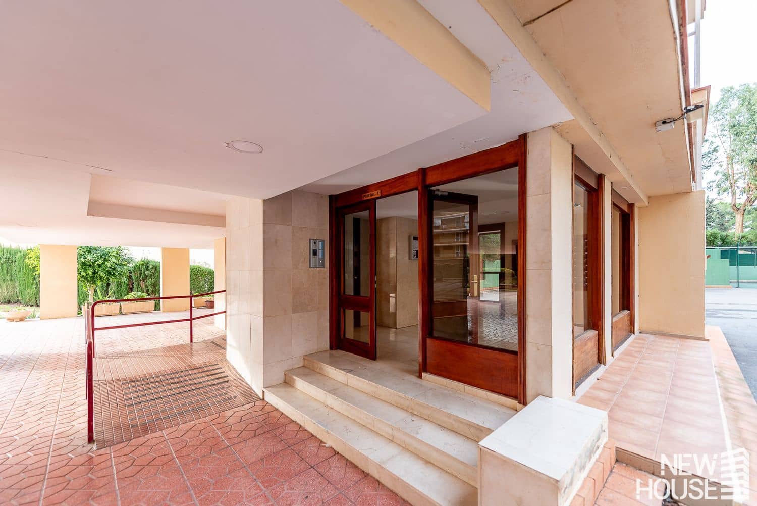 3 bedroom Apartment for sale in Playa de San Juan with pool garage - € 450,000 (Ref: 9772714)