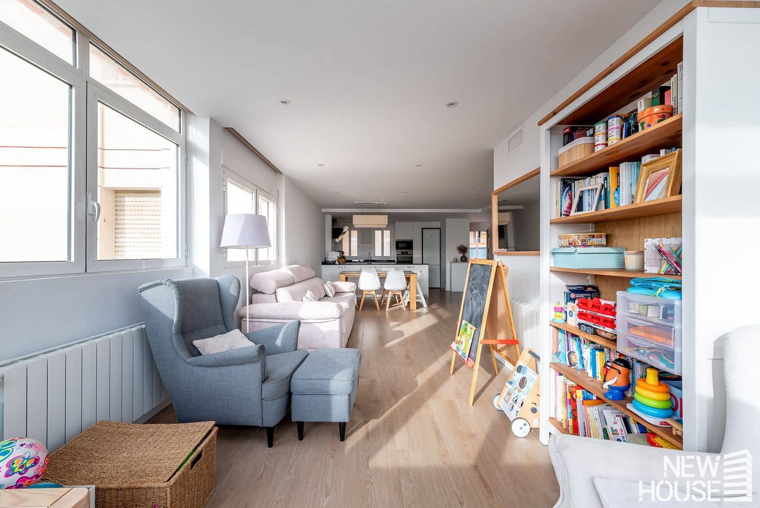 3 bedroom Apartment for sale in Playa de San Juan with pool garage - € 450,000 (Ref: 9772714)