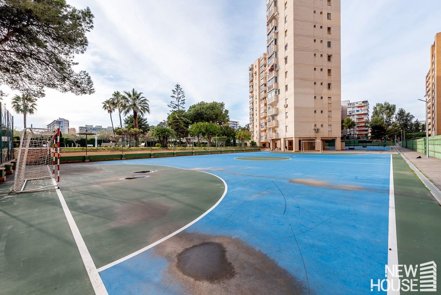 3 bedroom Apartment for sale in Playa de San Juan with pool garage - € 450,000 (Ref: 9772714)