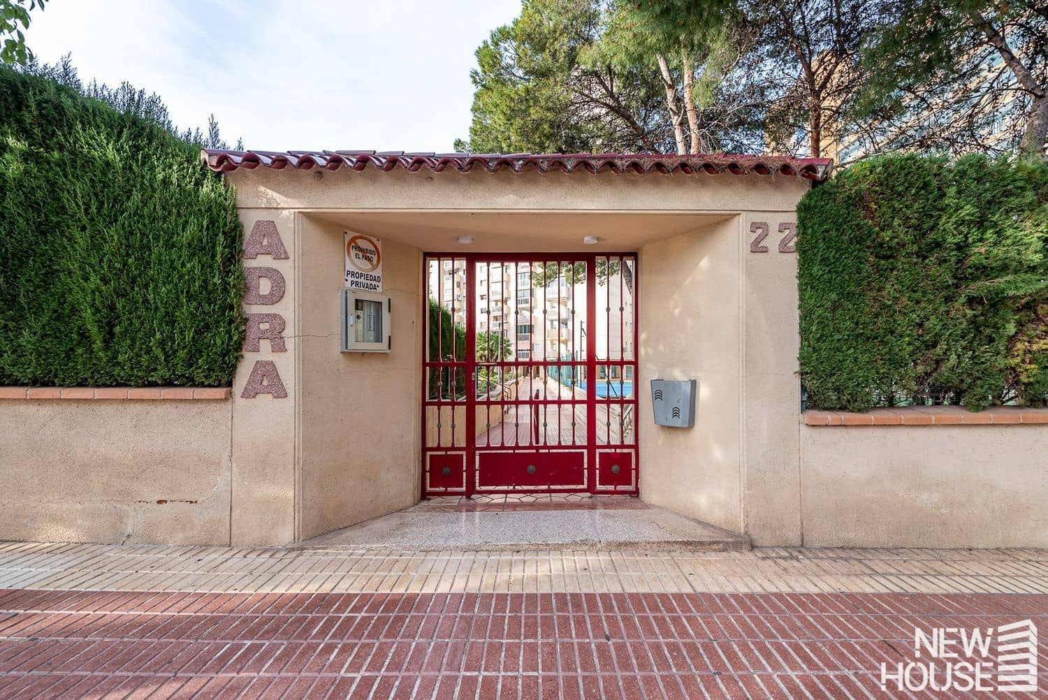 3 bedroom Apartment for sale in Playa de San Juan with pool garage - € 450,000 (Ref: 9772714)