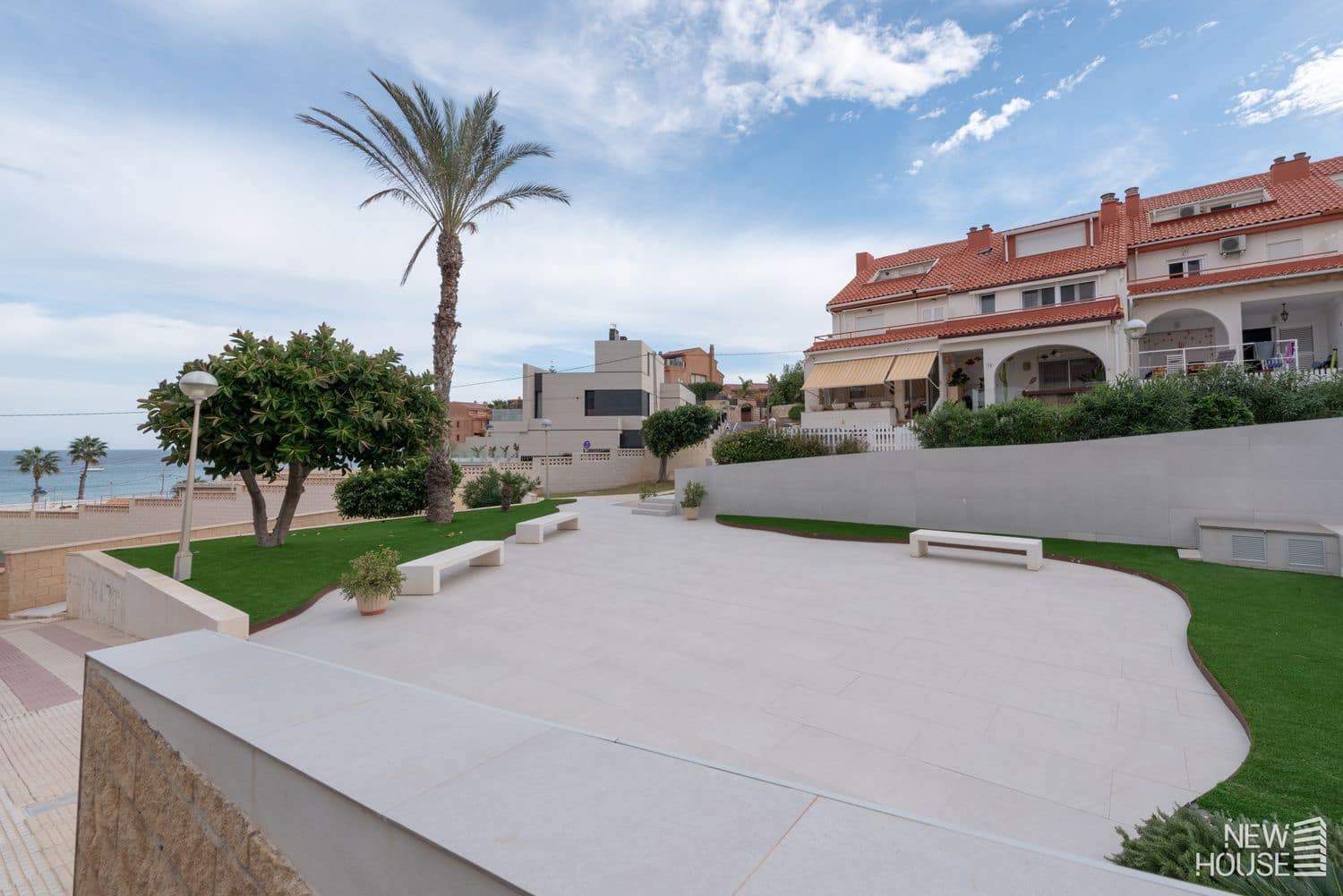 4 sypialnia Dom na sprzedaż w Cabo de las Huertas z basenem garażem - 850 000 € (Ref: 9772715)