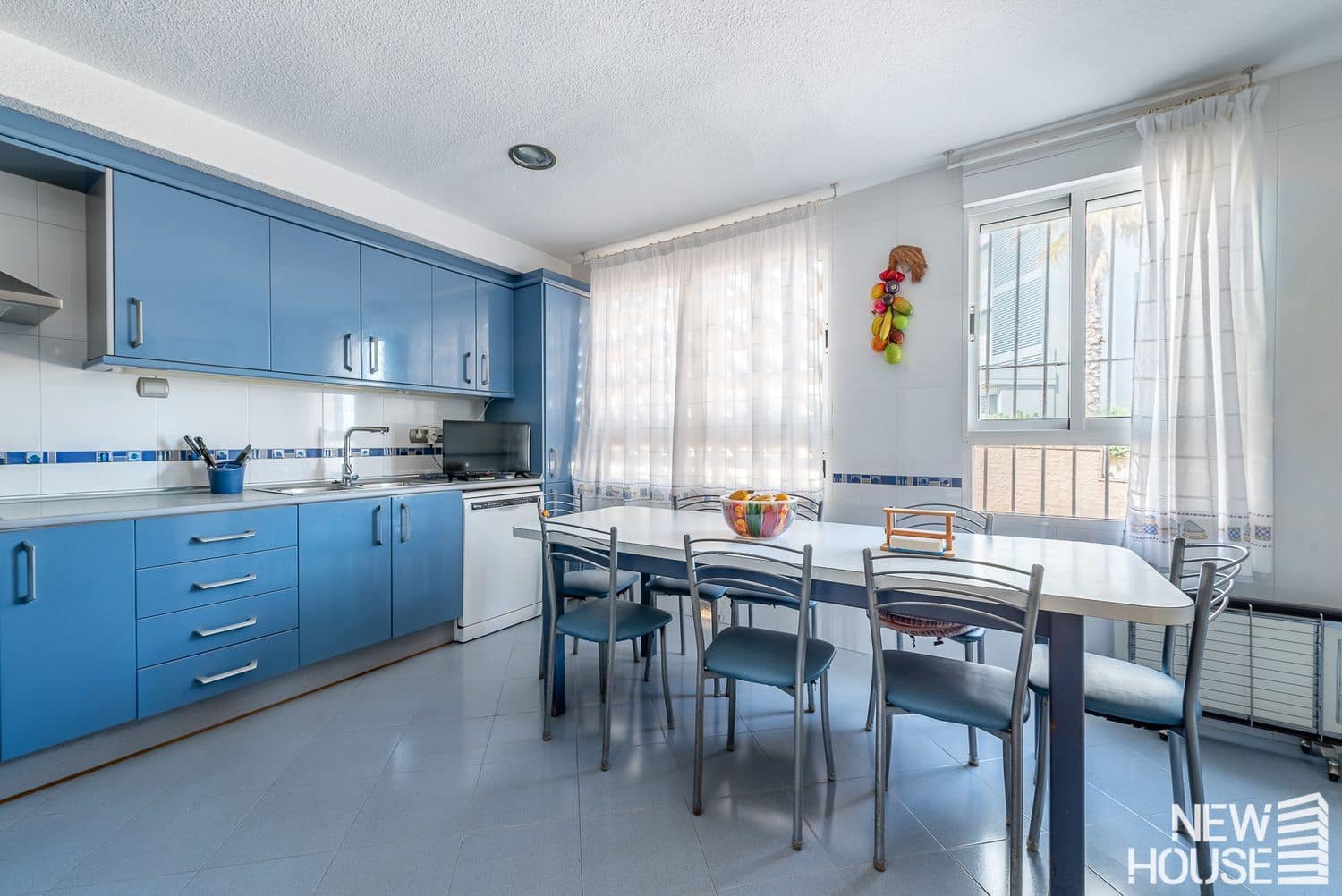 4 sypialnia Dom na sprzedaż w Cabo de las Huertas z basenem garażem - 850 000 € (Ref: 9772715)