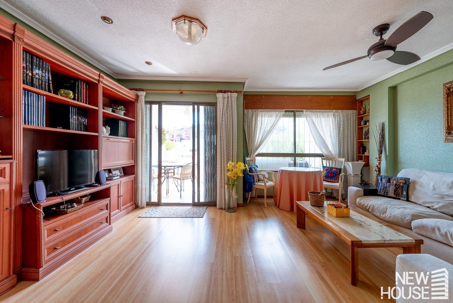 4 sypialnia Dom na sprzedaż w Cabo de las Huertas z basenem garażem - 850 000 € (Ref: 9772715)