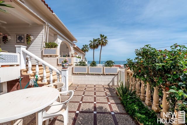 4 sypialnia Dom na sprzedaż w Cabo de las Huertas, Miasto Alicante / Alacant z basenem garażem - 850 000 € (Ref: 9772715)