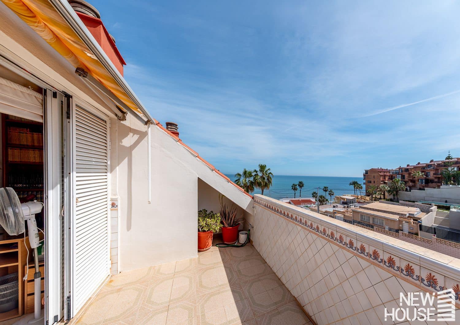 4 sypialnia Dom na sprzedaż w Cabo de las Huertas z basenem garażem - 850 000 € (Ref: 9772715)