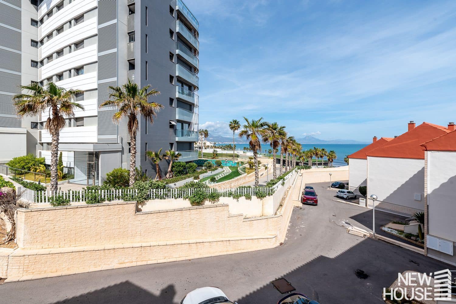 4 sypialnia Dom na sprzedaż w Cabo de las Huertas z basenem garażem - 850 000 € (Ref: 9772715)