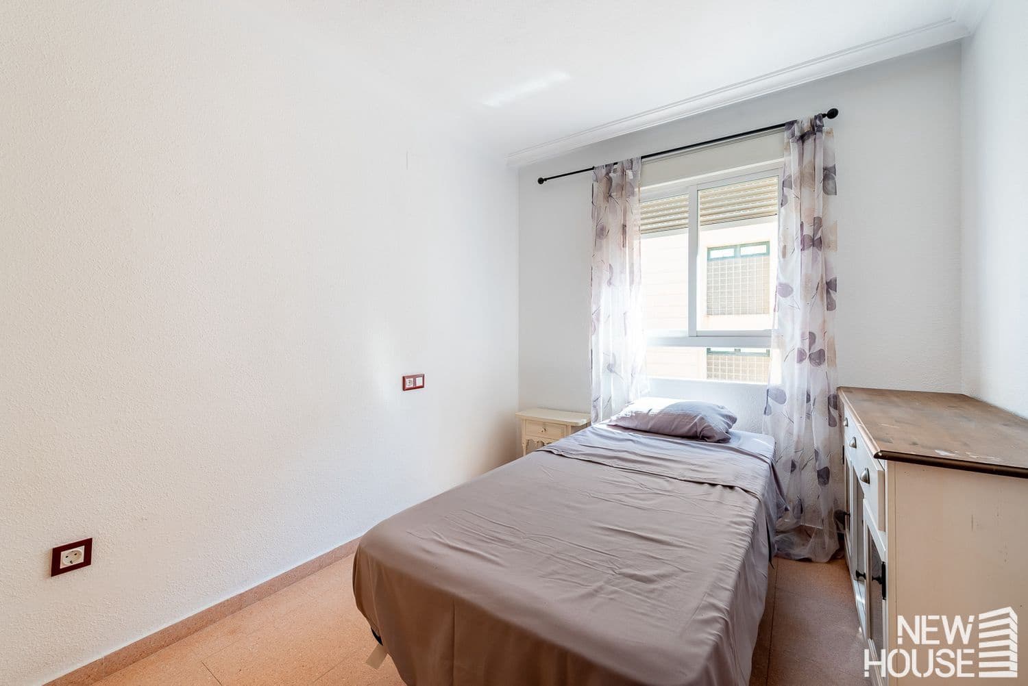 3 sypialnia Apartament na sprzedaż w Miasto Alicante / Alacant z basenem garażem - 380 000 € (Ref: 9772716)