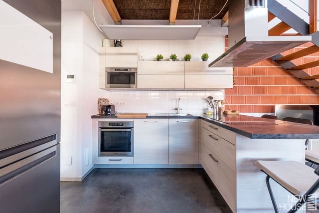 2 bedroom Apartment for rent in Playa de Muchavista, El Campello with garage - € 1,900 (Ref: 9772717)