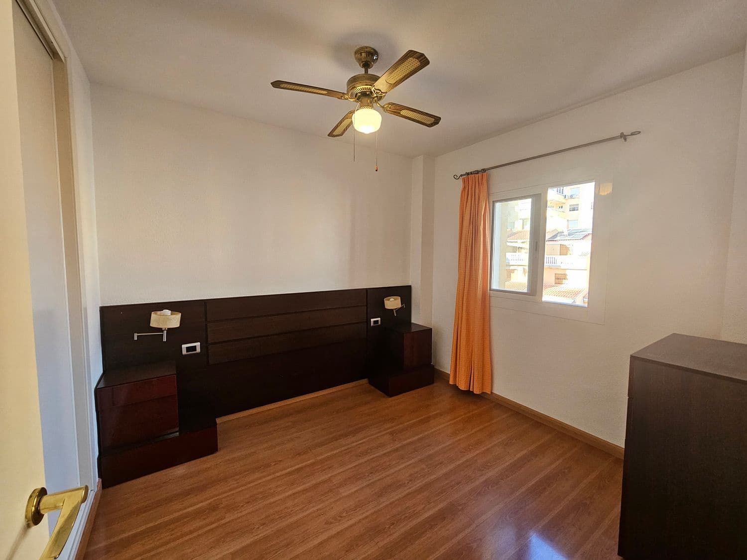 2 slaapkamer Appartement te koop in El Campello met zwembad garage - € 290.000 (Ref: 9772718)