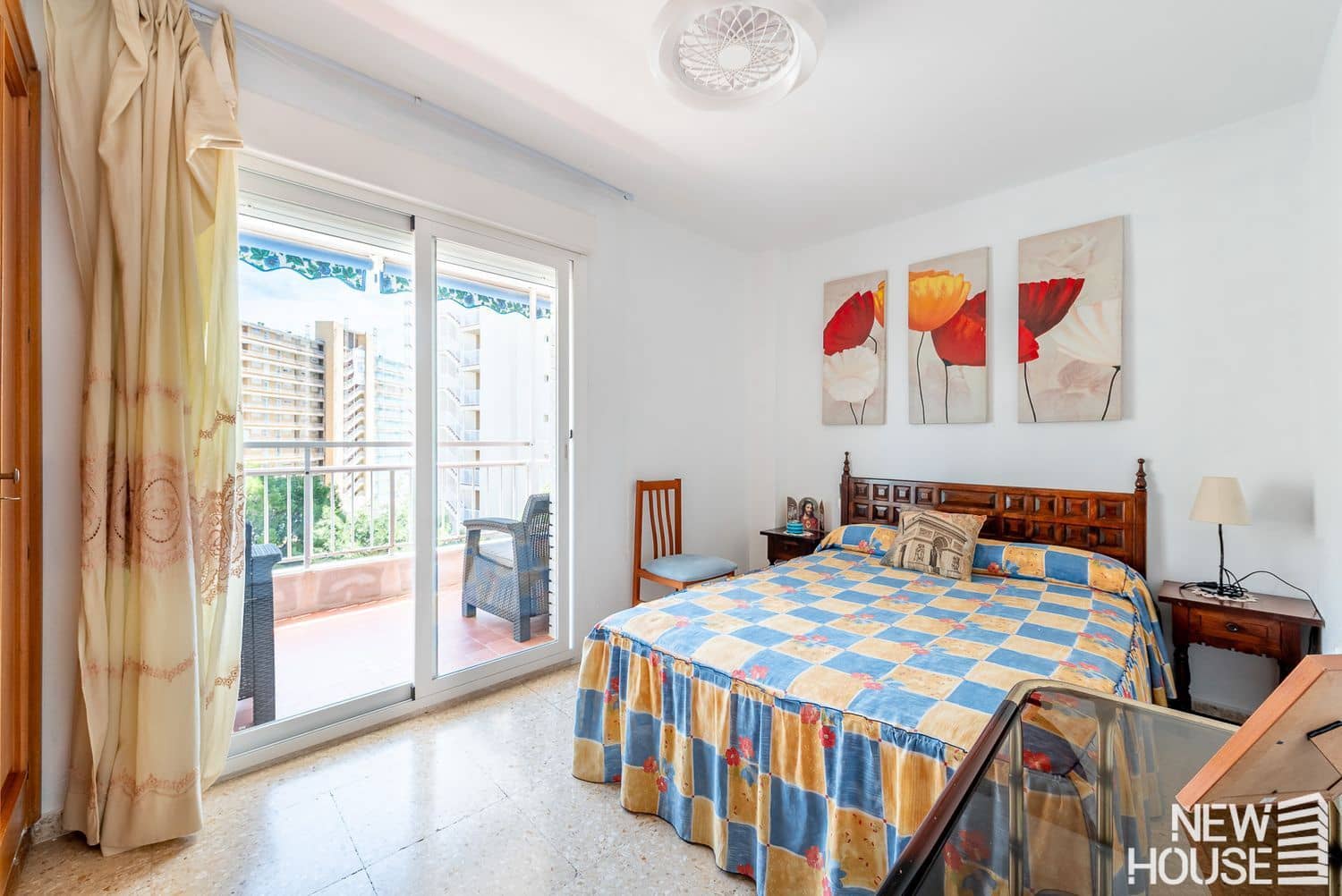 3 sypialnia Apartament na sprzedaż w Playa de San Juan z basenem garażem - 375 000 € (Ref: 9772719)