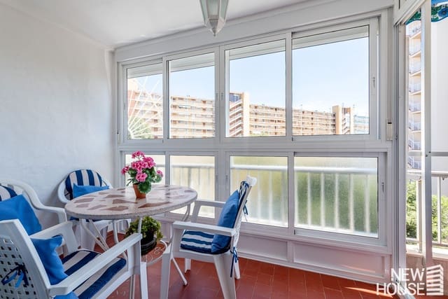 3 makuuhuone Huoneisto myytävänä paikassa Playa de San Juan, Alicante kaupunki mukana uima-altaan 
autotalli - 375 000 € (Ref: 9772719)