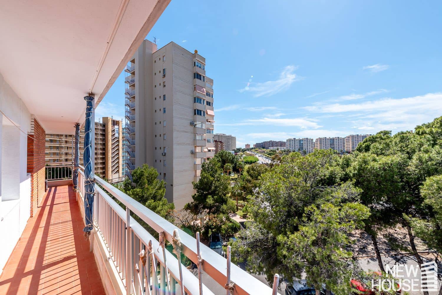 3 sypialnia Apartament na sprzedaż w Playa de San Juan z basenem garażem - 375 000 € (Ref: 9772719)