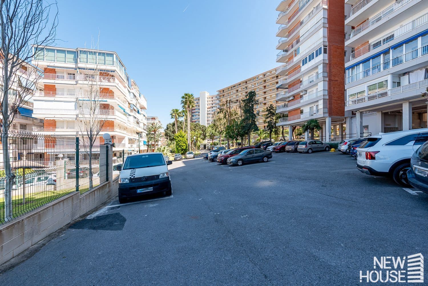 3 sypialnia Apartament na sprzedaż w Playa de San Juan z basenem garażem - 375 000 € (Ref: 9772719)