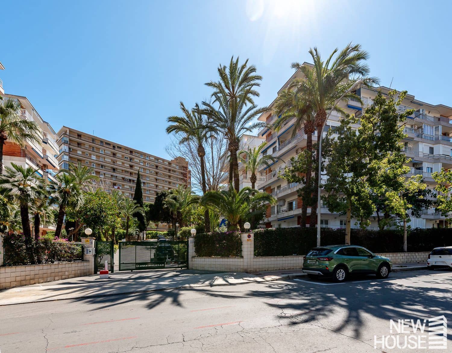 3 sypialnia Apartament na sprzedaż w Playa de San Juan z basenem garażem - 375 000 € (Ref: 9772719)