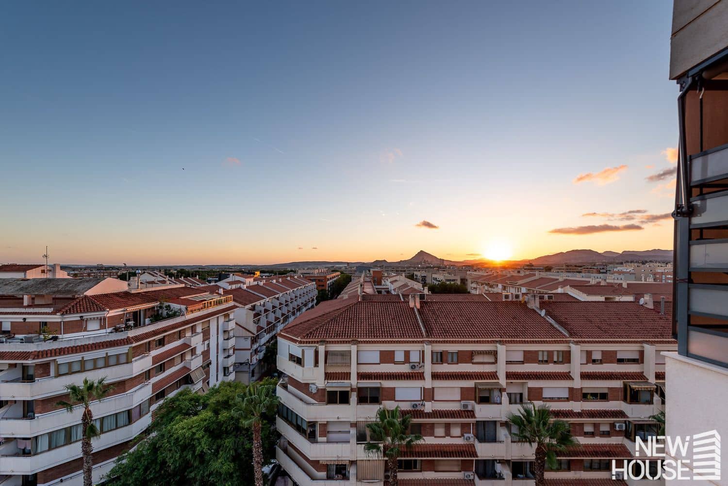 4 bedroom Apartment for sale in San Vicente / Sant Vicent del Raspeig with pool garage - € 442,000 (Ref: 9772720)