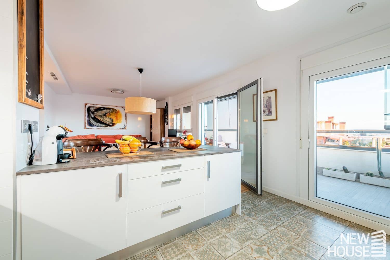 4 bedroom Apartment for sale in San Vicente / Sant Vicent del Raspeig with pool garage - € 442,000 (Ref: 9772720)