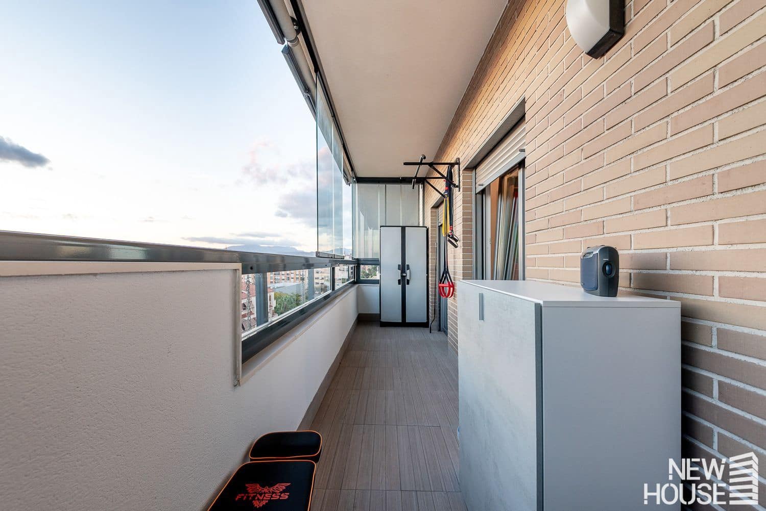 4 bedroom Apartment for sale in San Vicente / Sant Vicent del Raspeig with pool garage - € 442,000 (Ref: 9772720)