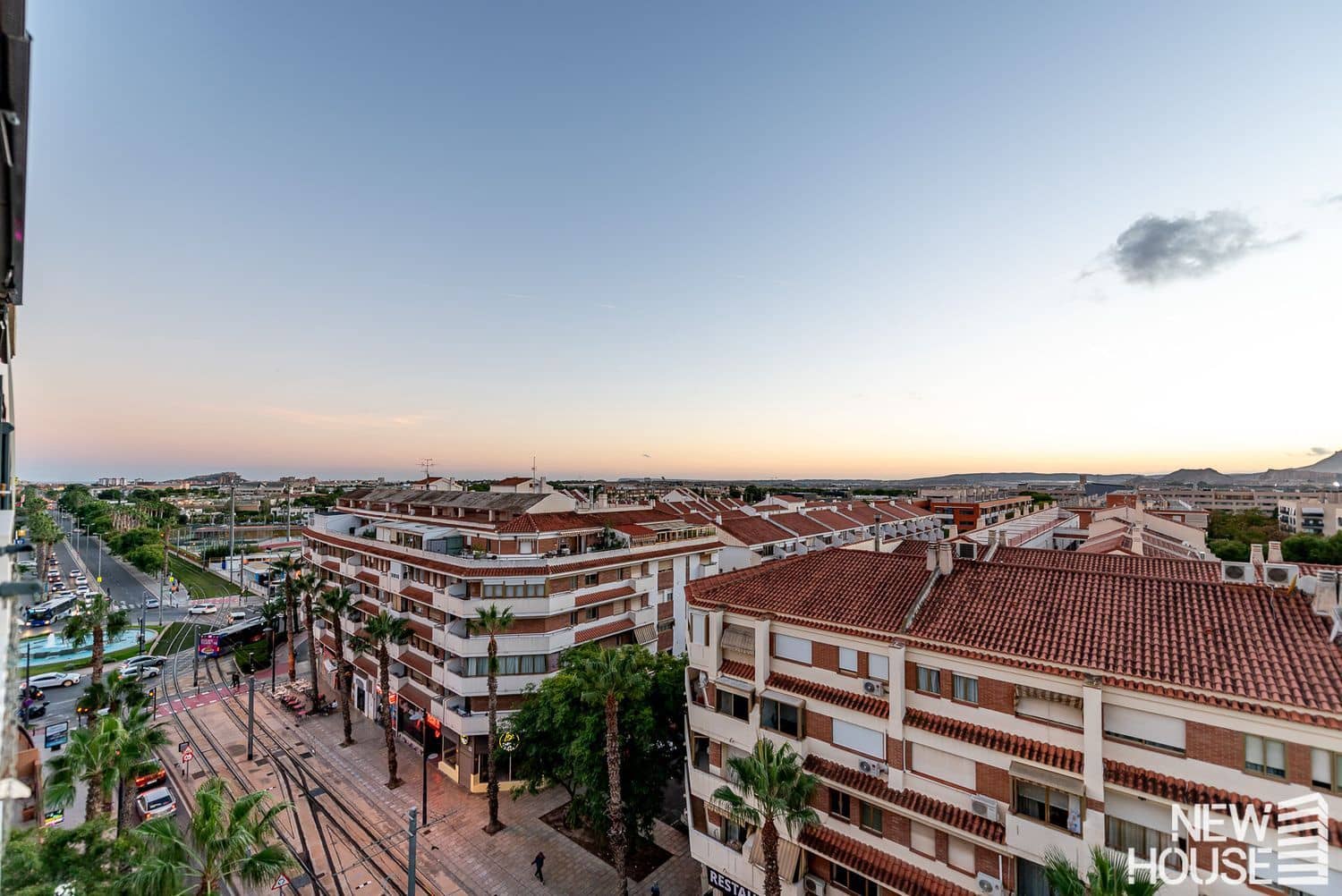 4 bedroom Apartment for sale in San Vicente / Sant Vicent del Raspeig with pool garage - € 442,000 (Ref: 9772720)