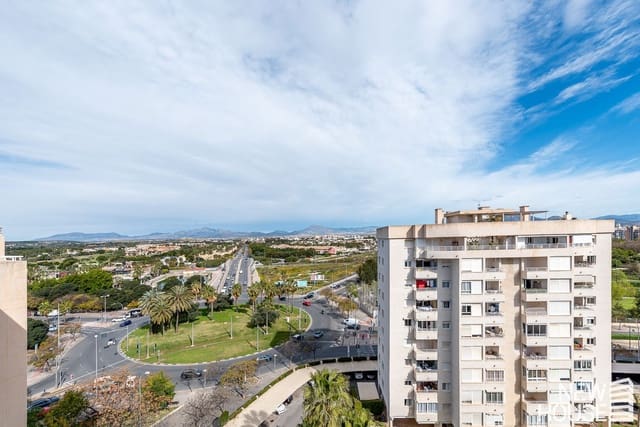 3 makuuhuone Huoneisto myytävänä paikassa Playa de San Juan, Alicante kaupunki mukana uima-altaan 
autotalli - 540 000 € (Ref: 9772721)