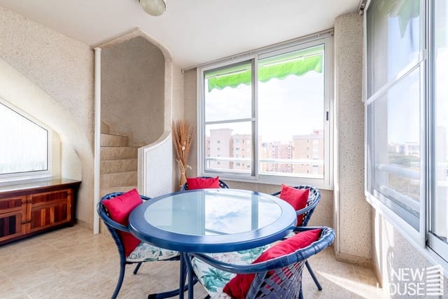 3 makuuhuone Huoneisto myytävänä paikassa Playa de San Juan, Alicante kaupunki mukana uima-altaan 
autotalli - 540 000 € (Ref: 9772721)