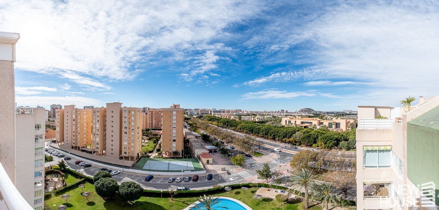 3 bedroom Apartment for sale in Playa de San Juan with pool garage - € 540,000 (Ref: 9772721)