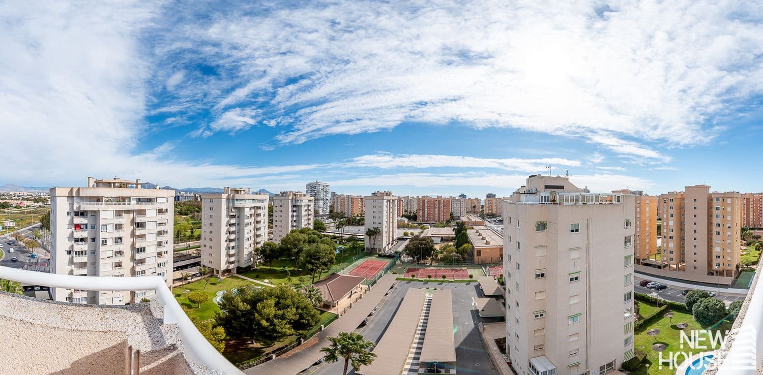 3 bedroom Apartment for sale in Playa de San Juan with pool garage - € 540,000 (Ref: 9772721)