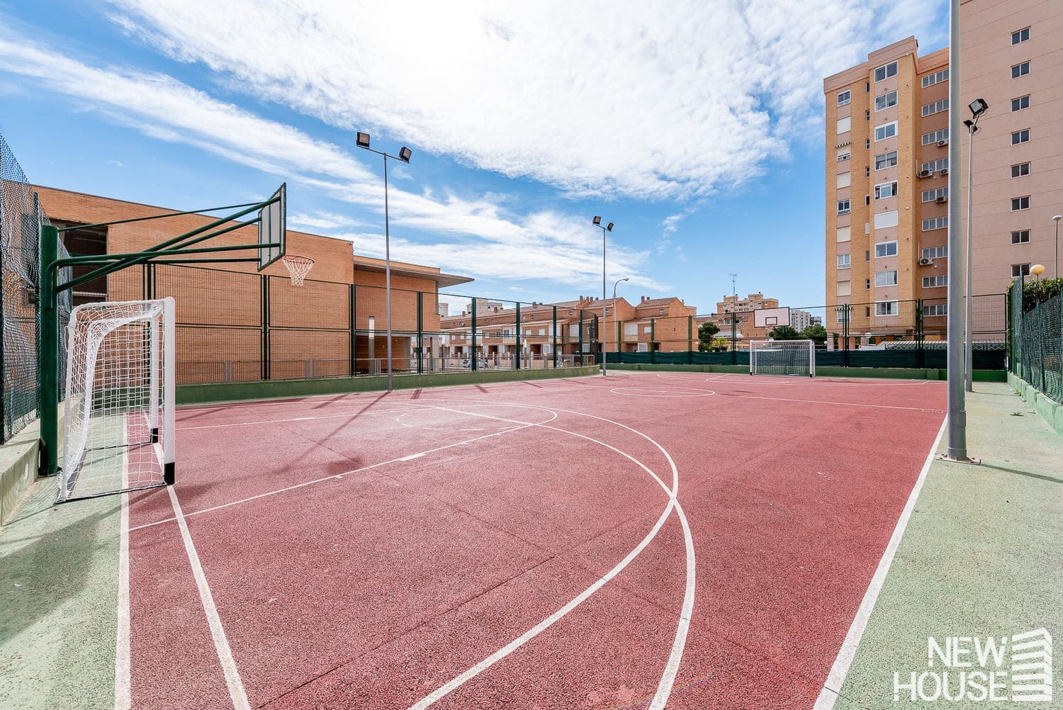 3 bedroom Apartment for sale in Playa de San Juan with pool garage - € 540,000 (Ref: 9772721)