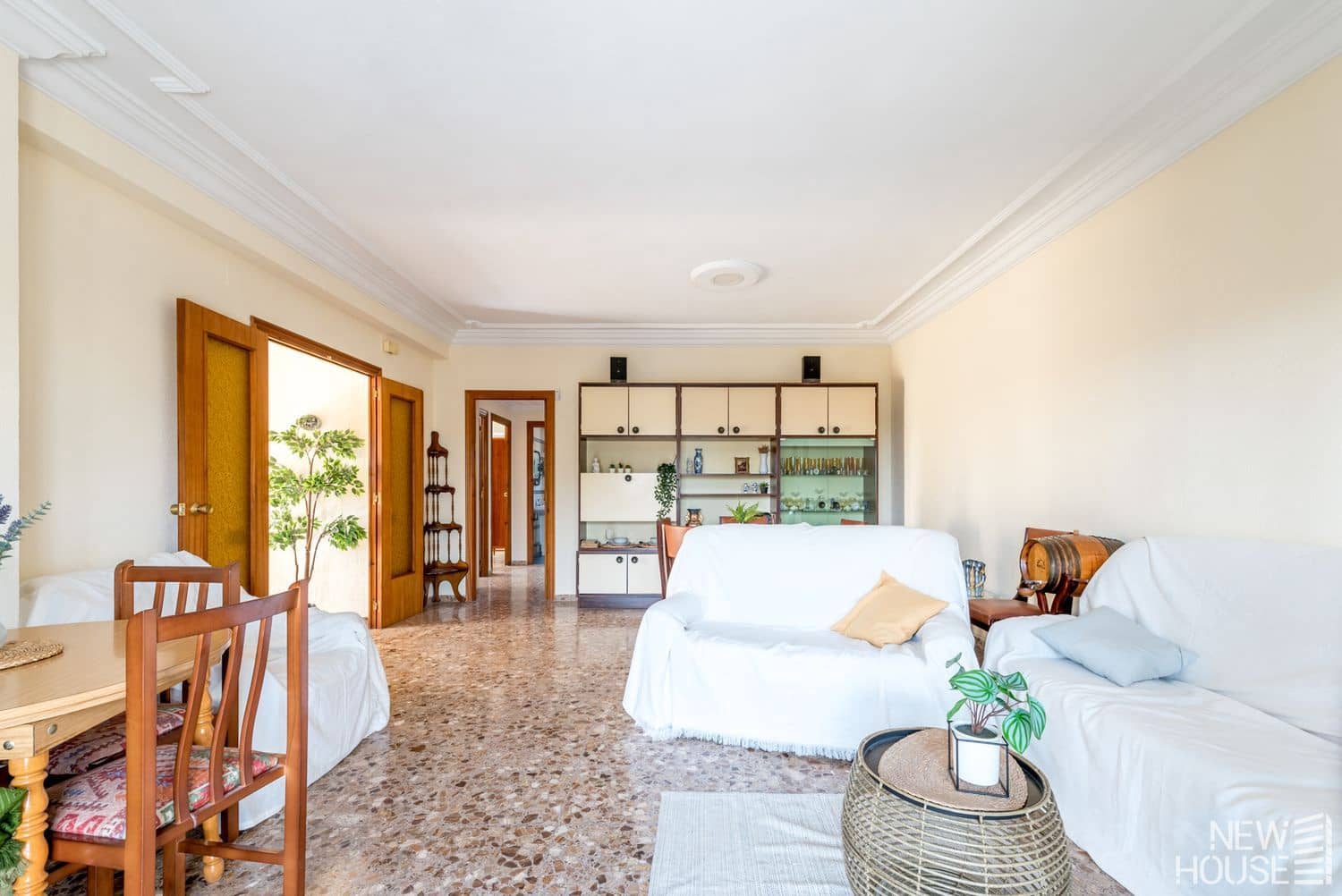 6 bedroom Villa for sale in San Juan de Alicante / Sant Joan d'Alacant with garage - € 520,000 (Ref: 9772724)