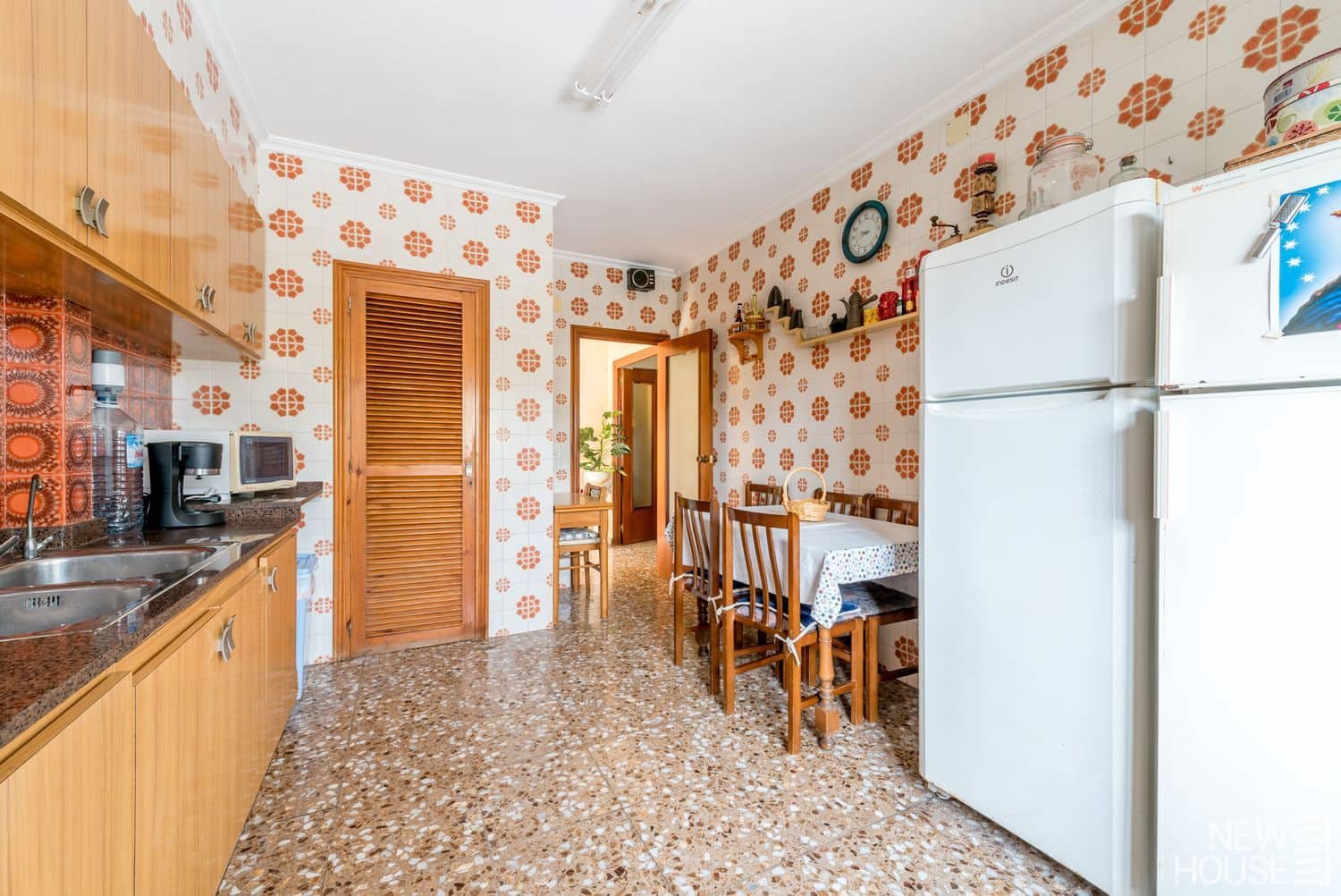 6 bedroom Villa for sale in San Juan de Alicante / Sant Joan d'Alacant with garage - € 520,000 (Ref: 9772724)