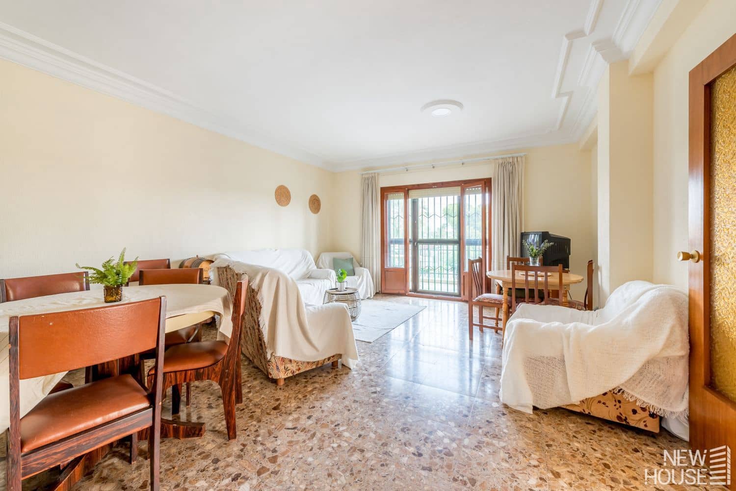 6 bedroom Villa for sale in San Juan de Alicante / Sant Joan d'Alacant with garage - € 520,000 (Ref: 9772724)