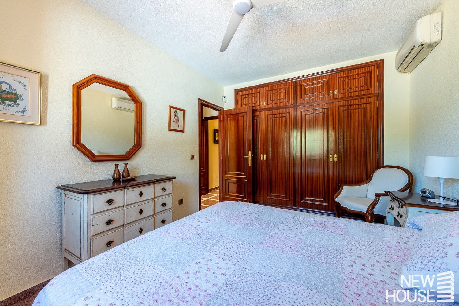 4 soveværelse Villa til salg i Muchamiel / Mutxamel med swimmingpool garage - € 890.000 (Ref: 9772725)