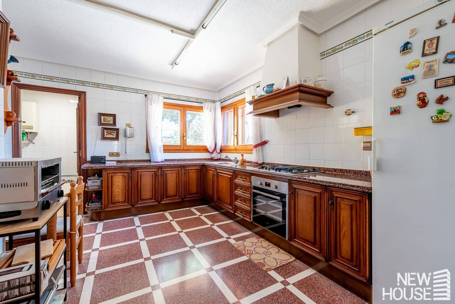 4 soveværelse Villa til salg i Muchamiel / Mutxamel med swimmingpool garage - € 890.000 (Ref: 9772725)