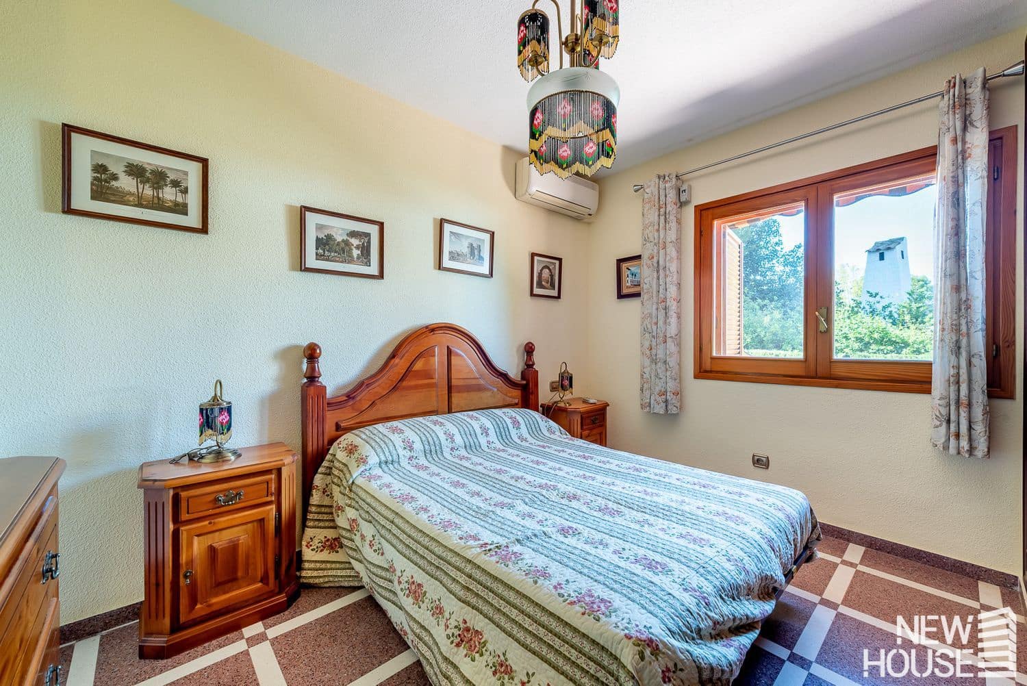 4 soveværelse Villa til salg i Muchamiel / Mutxamel med swimmingpool garage - € 890.000 (Ref: 9772725)