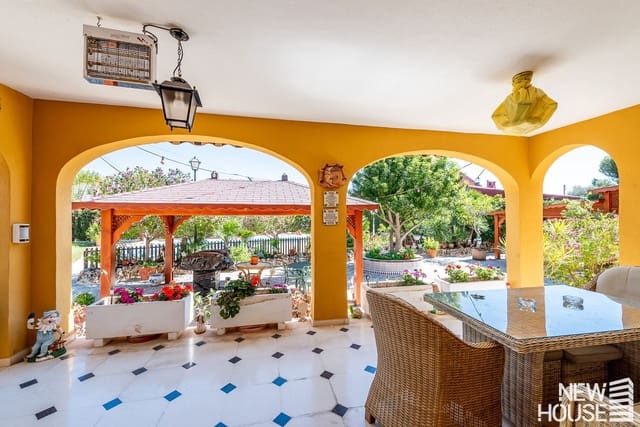 4 camera da letto Villa in vendita in Muchamiel / Mutxamel con piscina garage - 890.000 € (Rif: 9772725)