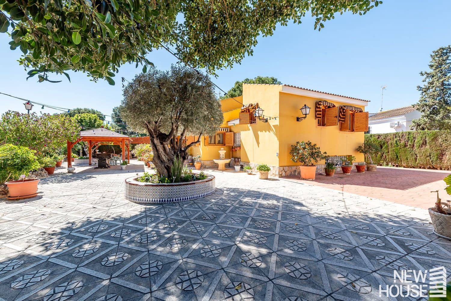 4 soveværelse Villa til salg i Muchamiel / Mutxamel med swimmingpool garage - € 890.000 (Ref: 9772725)