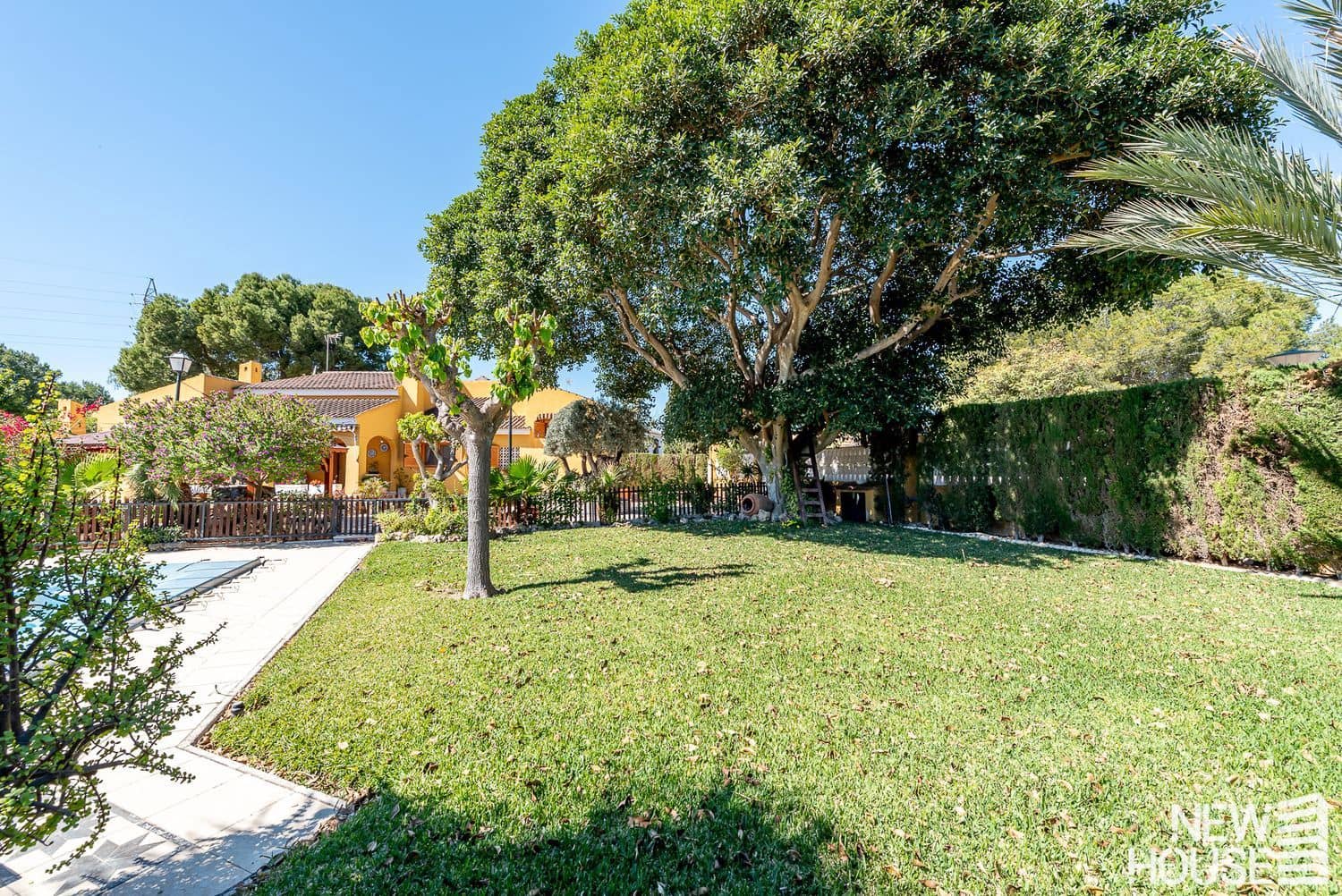 4 soveværelse Villa til salg i Muchamiel / Mutxamel med swimmingpool garage - € 890.000 (Ref: 9772725)