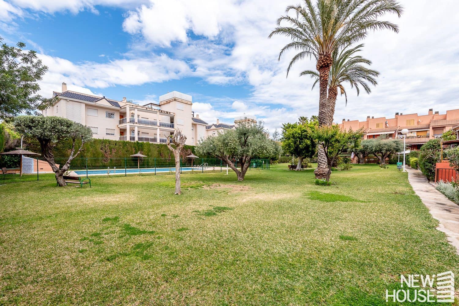 4 soveværelse Byhus til salg i San Juan de Alicante / Sant Joan d'Alacant med garage - € 472.500 (Ref: 9784885)