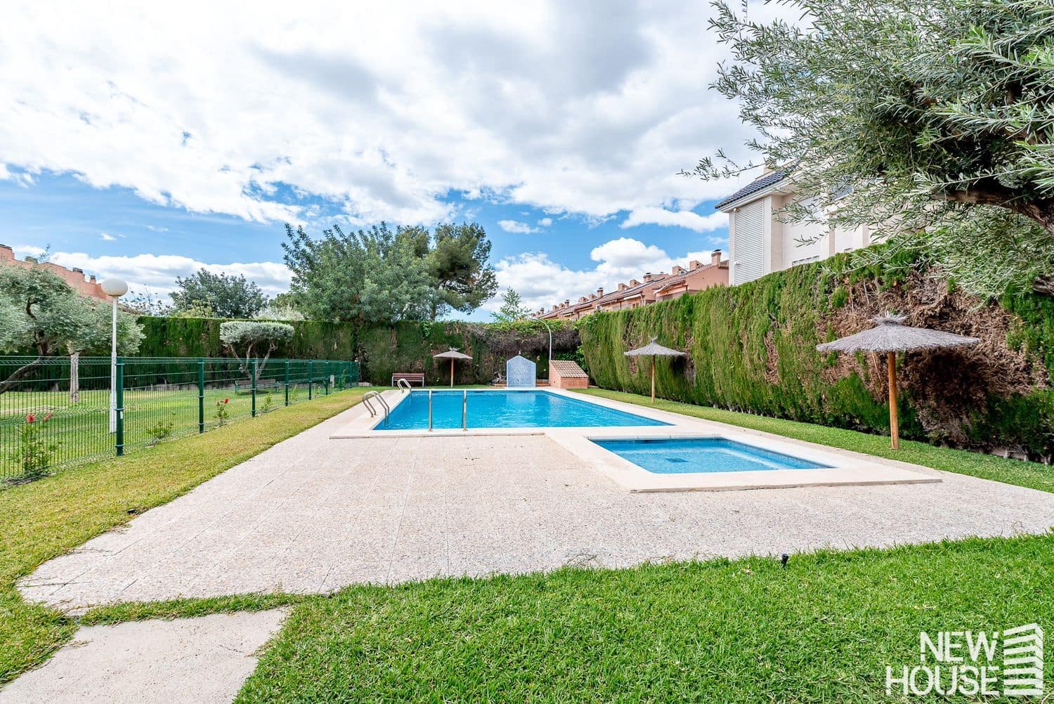 4 soveværelse Byhus til salg i San Juan de Alicante / Sant Joan d'Alacant med garage - € 472.500 (Ref: 9784885)