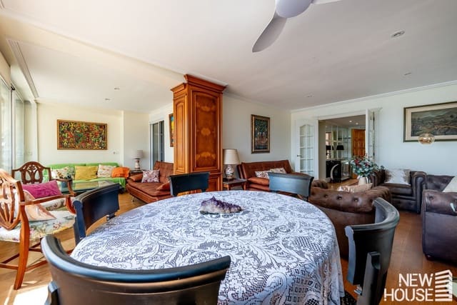 3 soveværelse Lejlighed til salg i Albufereta, Alicante by med garage - € 550.000 (Ref: 9784886)