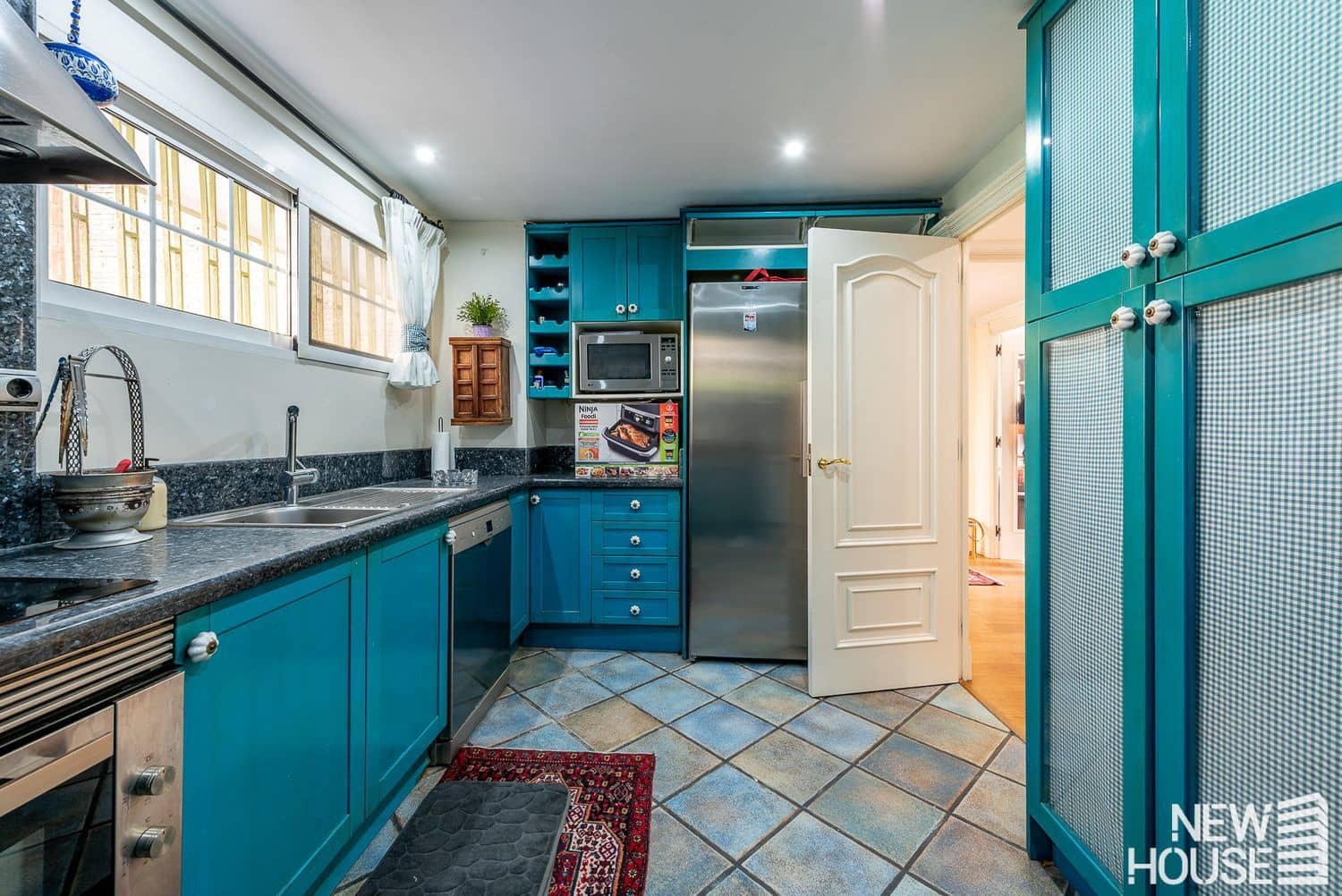 3 soveværelse Lejlighed til salg i Alicante by med garage - € 550.000 (Ref: 9784886)